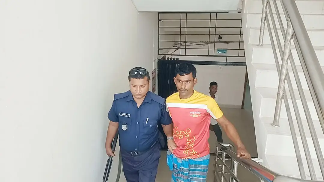 বাবার ধর্ষণের শিকার মেয়ে, মায়ের অভিযোগ ধর্ষক বাবা গ্রেপ্তার